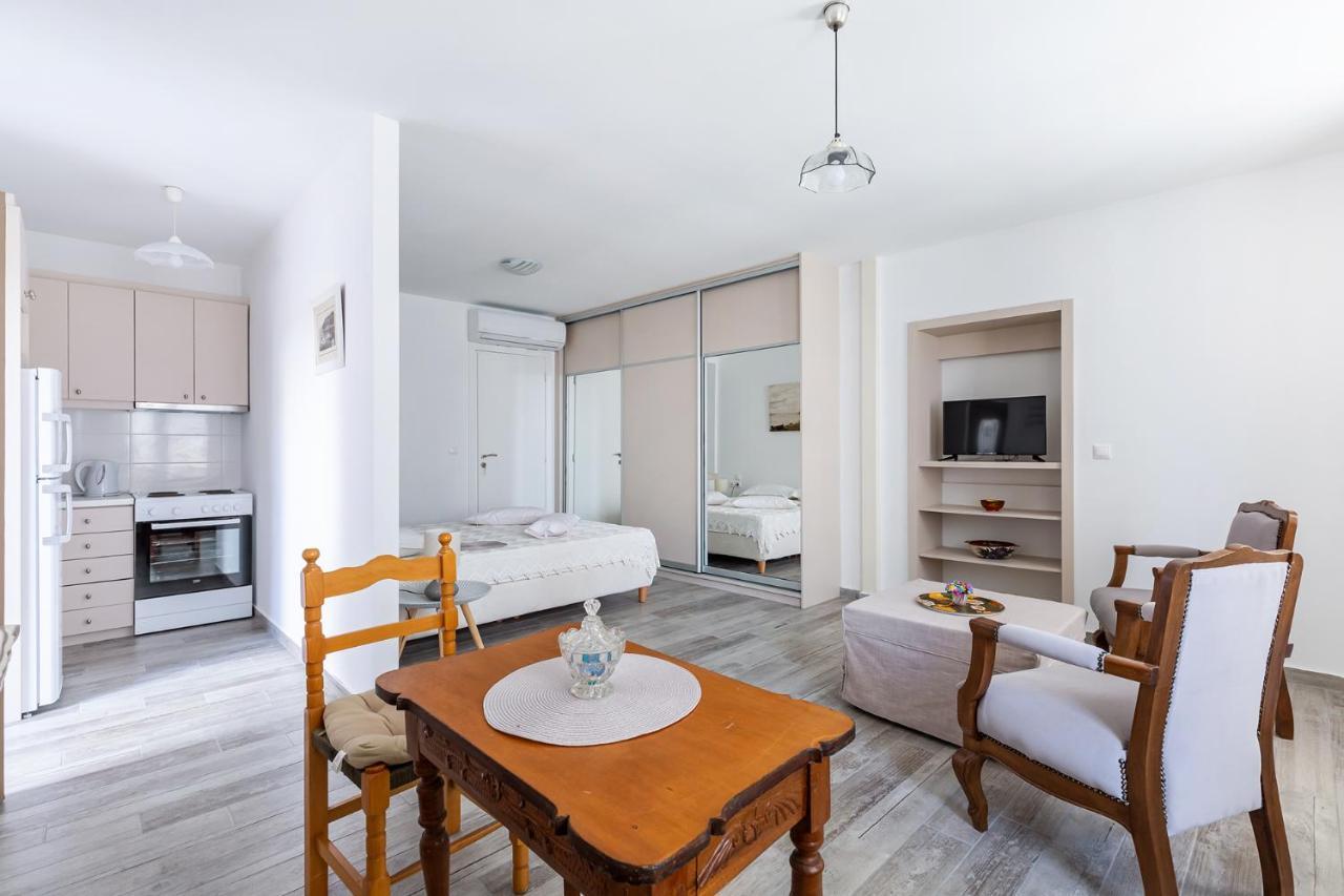 Syraino Apartment Szkópelosz Kültér fotó